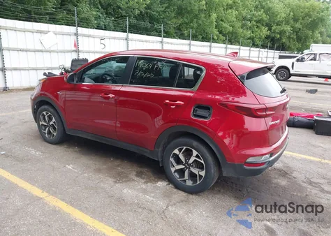 2020 Kia Sportage Lx z USA, uszkodzony, nr VIN KNDPMCAC7L7803140